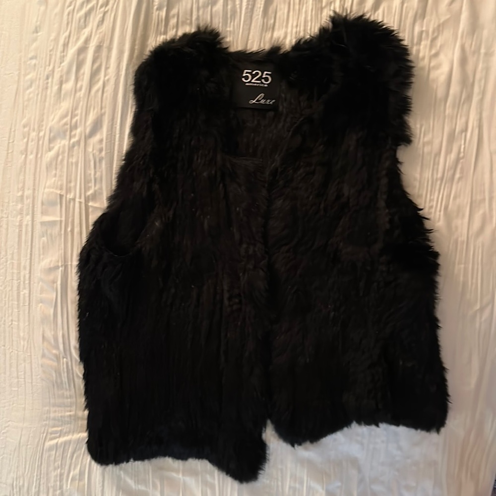 525 America Luxe Black Fur Vest